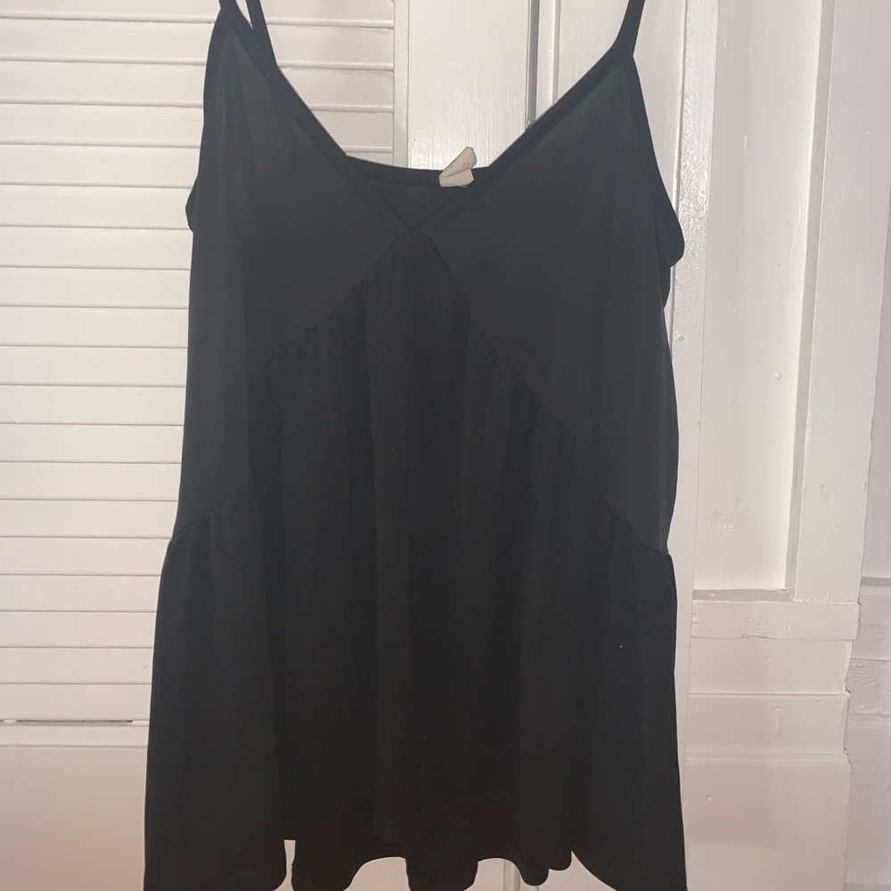 Black Lazy Sunday’s tank top